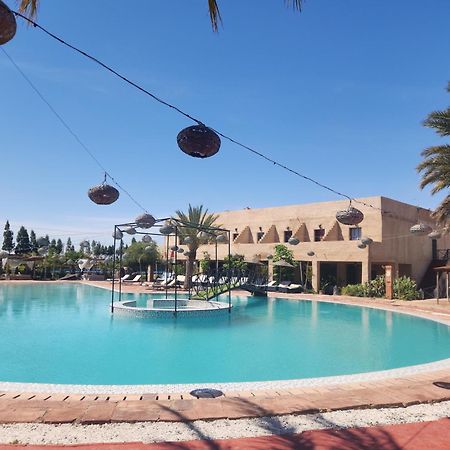 לינה וארוחת בוקר Wawizelte Les Jardins D Amizmiz 6 Piscines מראה חיצוני תמונה
