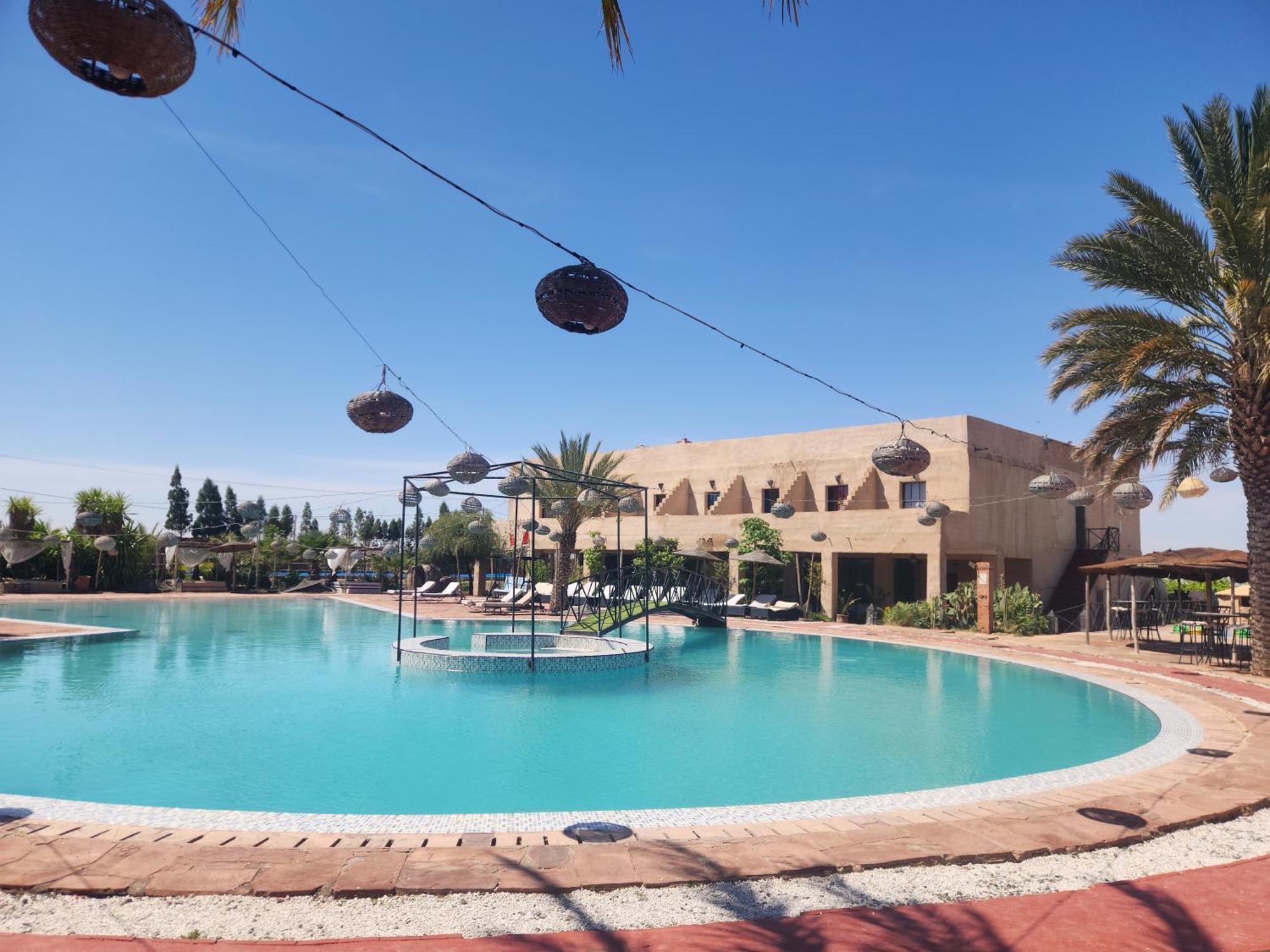 לינה וארוחת בוקר Wawizelte Les Jardins D Amizmiz 6 Piscines מראה חיצוני תמונה